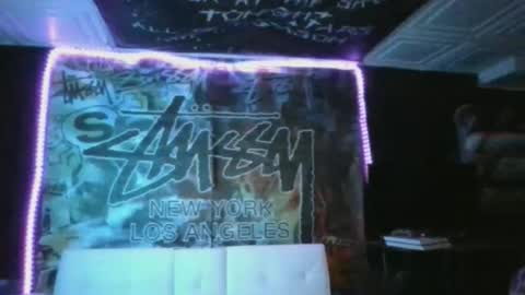 Snapshot of miaellababy chatting on 25, 10, 2025 miaellababy online show from 25, 10, 2025