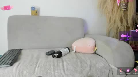 Miafisher online show from 23, 9, 2025