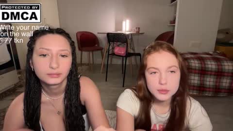 Snapshot of miafleur chatting on 25, 3, 2026 Mia online show from 25, 3, 2026