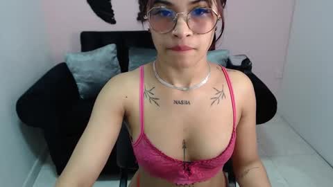 Snapshot of miafuckpussyhard chatting on 21, 10, 2025 miafuckpussyhard online show from 21, 10, 2025