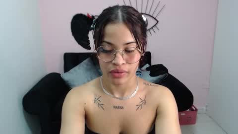 Snapshot of miafuckpussyhard chatting on 25, 10, 2025 miafuckpussyhard online show from 25, 10, 2025