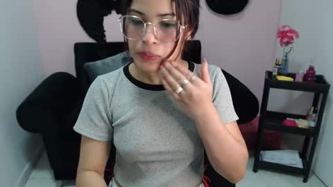 Snapshot of miafuckpussyhard chatting on 19, 12, 2025 miafuckpussyhard online show from 19, 12, 2025