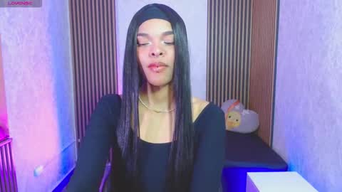 Mia online show from 3, 11, 2025