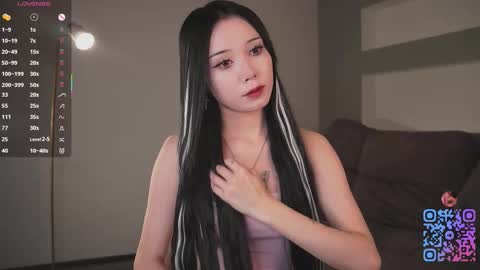 Mia online show from 14, 11, 2025