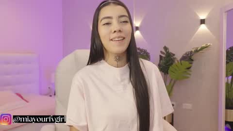 Mia Gomez online show from 30, 9, 2025