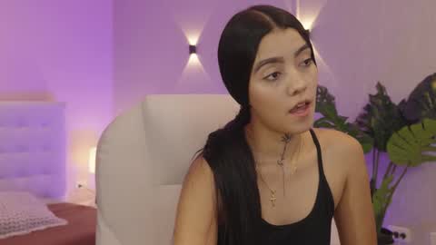 Mia Gomez online show from 12, 11, 2025