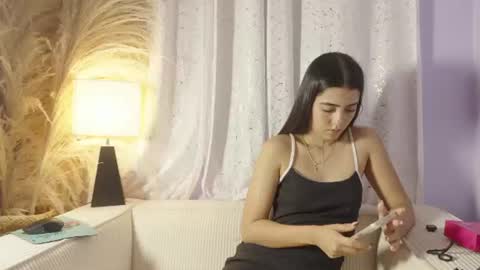 Mia Gomez online show from 13, 6, 2026