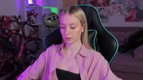 Mia online show from 4, 11, 2025