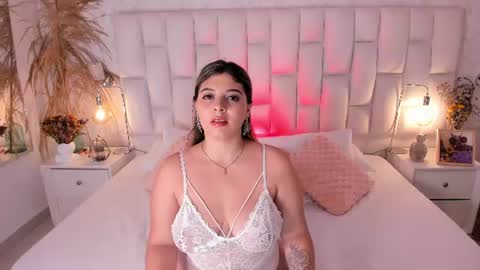 mia greys  online show from 5, 7, 2026