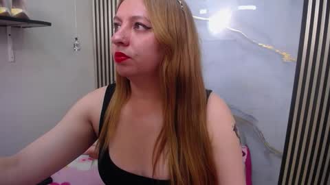 Snapshot of miah_princess chatting on 8, 2, 2026 miah_princess online show from 8, 2, 2026