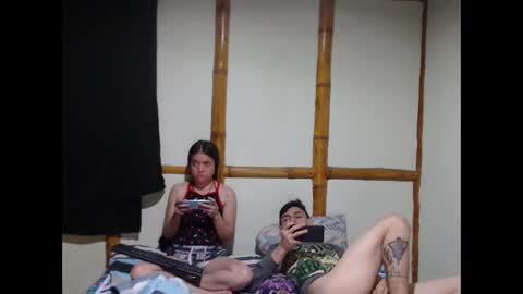 Mia  Sam online show from 5, 2, 2025