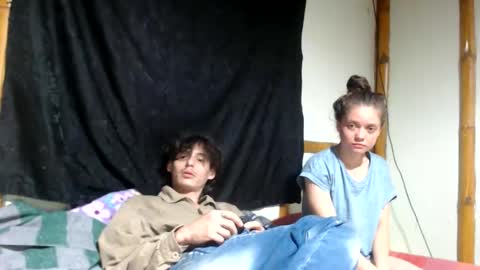 Mia  Sam online show from 8, 6, 2026