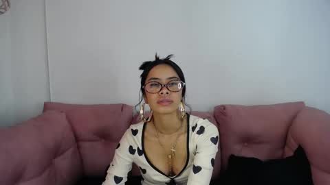 miahotcs online show from 14, 5, 2026