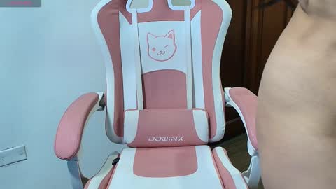 MIA HOTMEZ online show from 18, 10, 2025