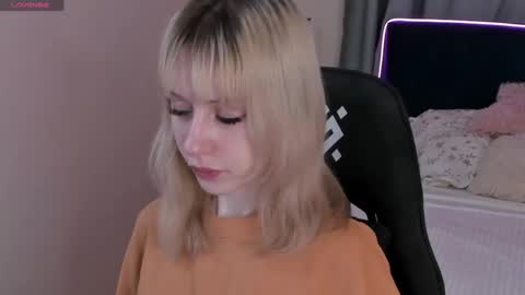 miakimiko online show from 18, 4, 2026