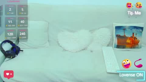 Mia Kittyy online show from 13, 5, 2026
