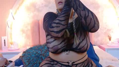 Mia online show from 10, 1, 2026