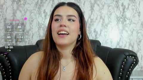 Snapshot of miamontoya chatting on 22, 1, 2025 Mia -5 7001400 Follow online show from 22, 1, 2025