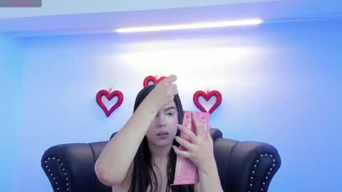 Snapshot of miamontoya chatting on 24, 2, 2025 Mia -5 7001400 Follow online show from 24, 2, 2025