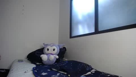 Snapshot of miamoon_ chatting on 23, 2, 2025 Mia online show from 23, 2, 2025