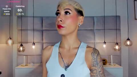Mia Morgann online show from 14, 12, 2024