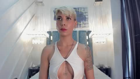 Mia Morgann online show from 28, 12, 2024