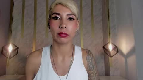 Mia Morgann online show from 29, 12, 2024