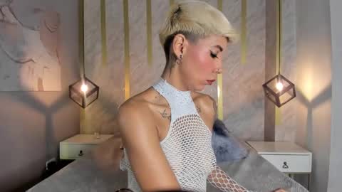 Mia Morgann online show from 30, 12, 2024