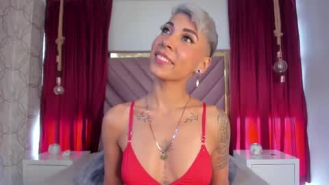 Mia Morgann online show from 16, 2, 2025