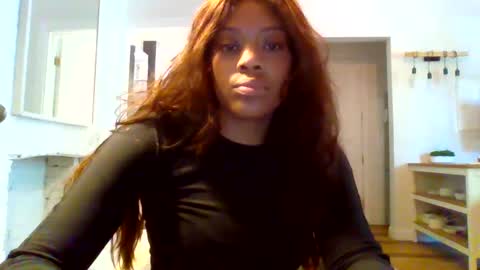 MiaMuffn online show from 20, 9, 2025