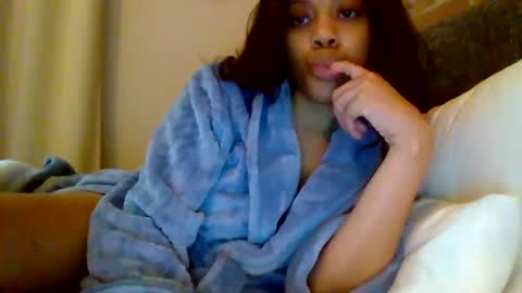 MiaMuffn online show from 22, 9, 2025