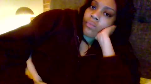 MiaMuffn online show from 10, 10, 2025