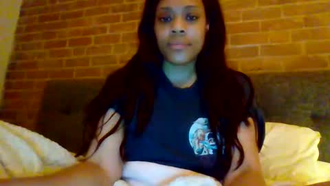 MiaMuffn online show from 20, 10, 2025