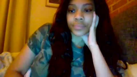 MiaMuffn online show from 19, 12, 2025