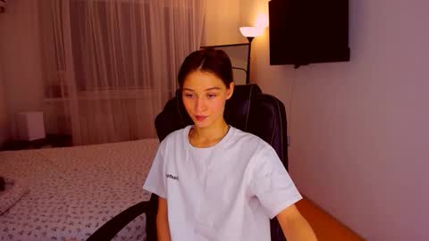 Mia online show from 12, 10, 2025