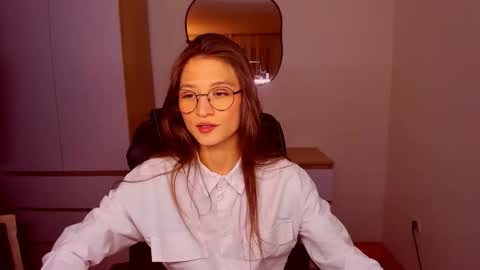 Snapshot of miapaw chatting on 7, 2, 2026 Mia online show from 7, 2, 2026