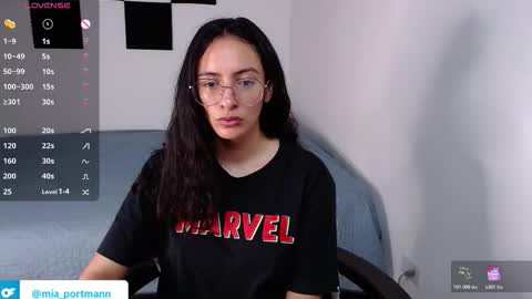 Snapshot of miaportman chatting on 26, 10, 2025 MIAPORTMANN online show from 26, 10, 2025