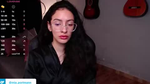 MIAPORTMANN online show from 1, 2, 2026