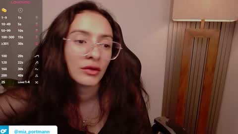 Snapshot of miaportman chatting on 1, 3, 2026 MIAPORTMANN online show from 1, 3, 2026