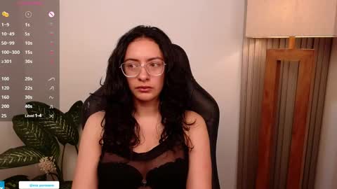 Snapshot of miaportman chatting on 8, 4, 2026 MIAPORTMANN online show from 8, 4, 2026