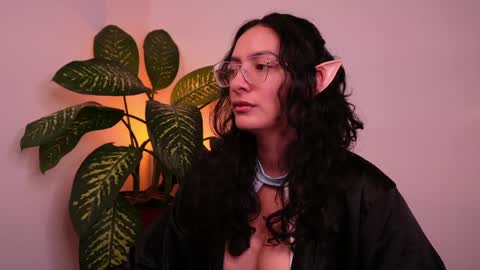 Snapshot of miaportman chatting on 24, 5, 2026 MIAPORTMANN online show from 24, 5, 2026