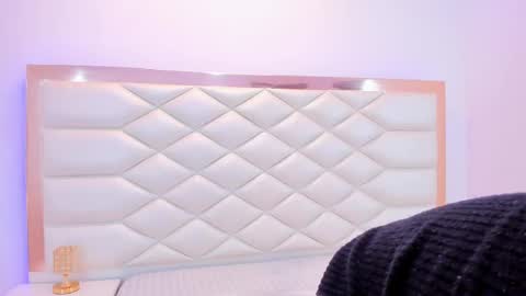 Sweetie Mia online show from 11, 1, 2025