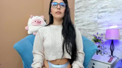 Snapshot of miaquevedo chatting on 24, 1, 2025 Mia Quevedo online show from 24, 1, 2025