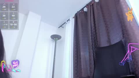 Mia Milf online show from 7, 5, 2026