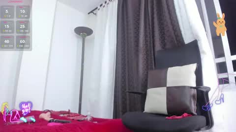 Mia Milf online show from 13, 5, 2026