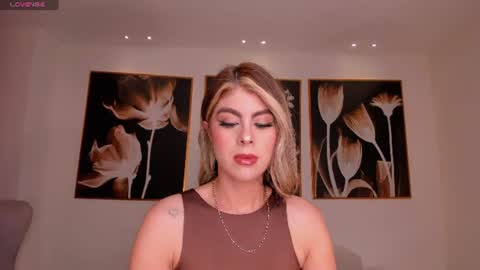 Snapshot of miasilvax chatting on 16, 6, 2026 Mia Silva online show from 16, 6, 2026