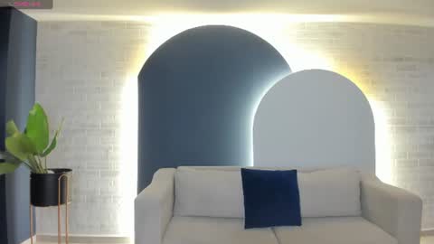 Snapshot of miasilvax chatting on 31, 7, 2026 Mia Silva online show from 31, 7, 2026