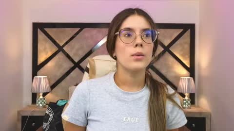 Mia online show from 1, 6, 2026