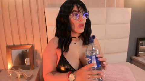 Snapshot of miasphencer chatting on 7, 2, 2025 Mia online show from 7, 2, 2025