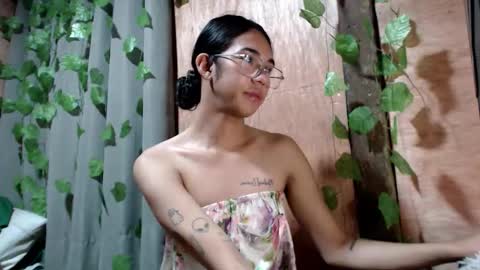 Mia online show from 10, 2, 2026